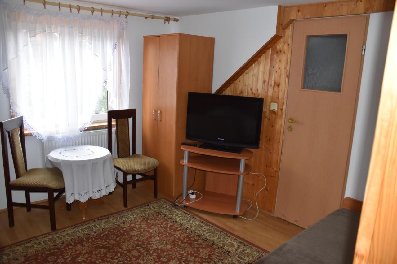 Domek Jaskolka Białowieża Kültér fotó